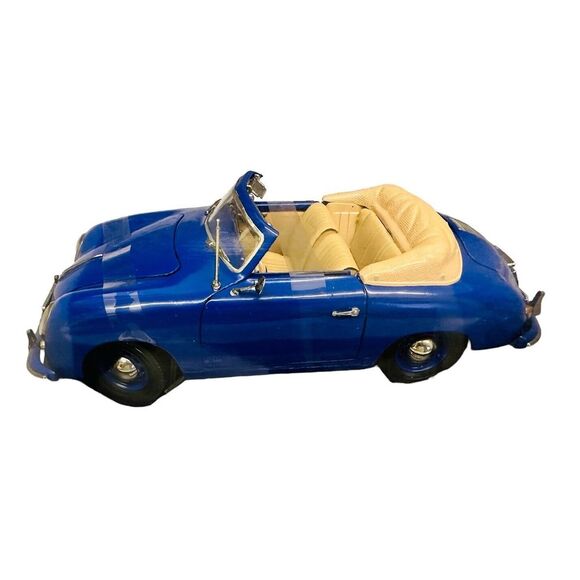 Porsche 356 Cabriolet 1950 1:18 Premier Miniature By  Signature Models #38201 - Picture 12 of 13